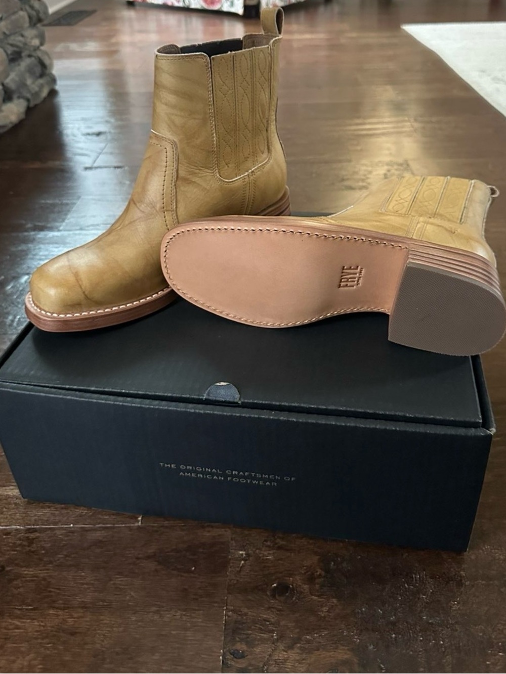FRYE Campus Platform Chelsea Boot Banana size 8 Brand new - Picture 12 of 16